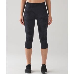 Lululemon Stretch Flow and Go Crops 16" Leggings Tie Dye‎ Waistband Womens 2